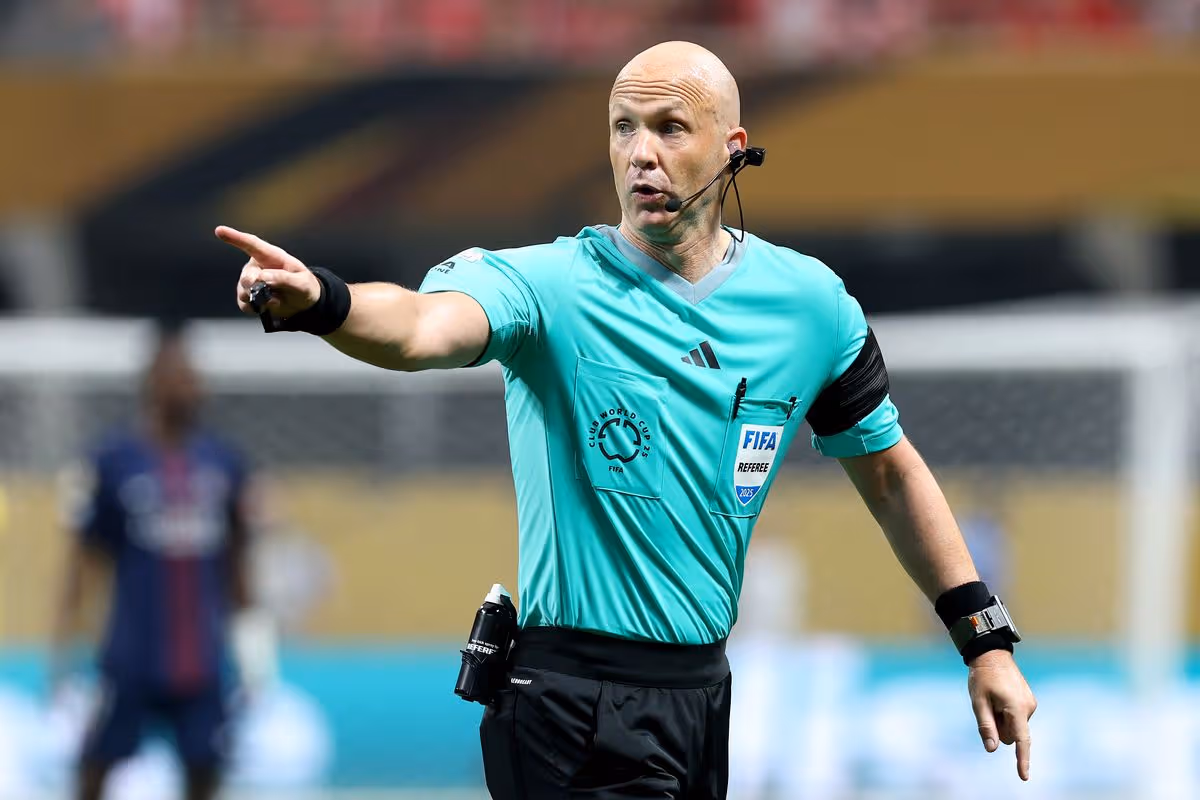 REFEREES ON HAIR-PULLING
